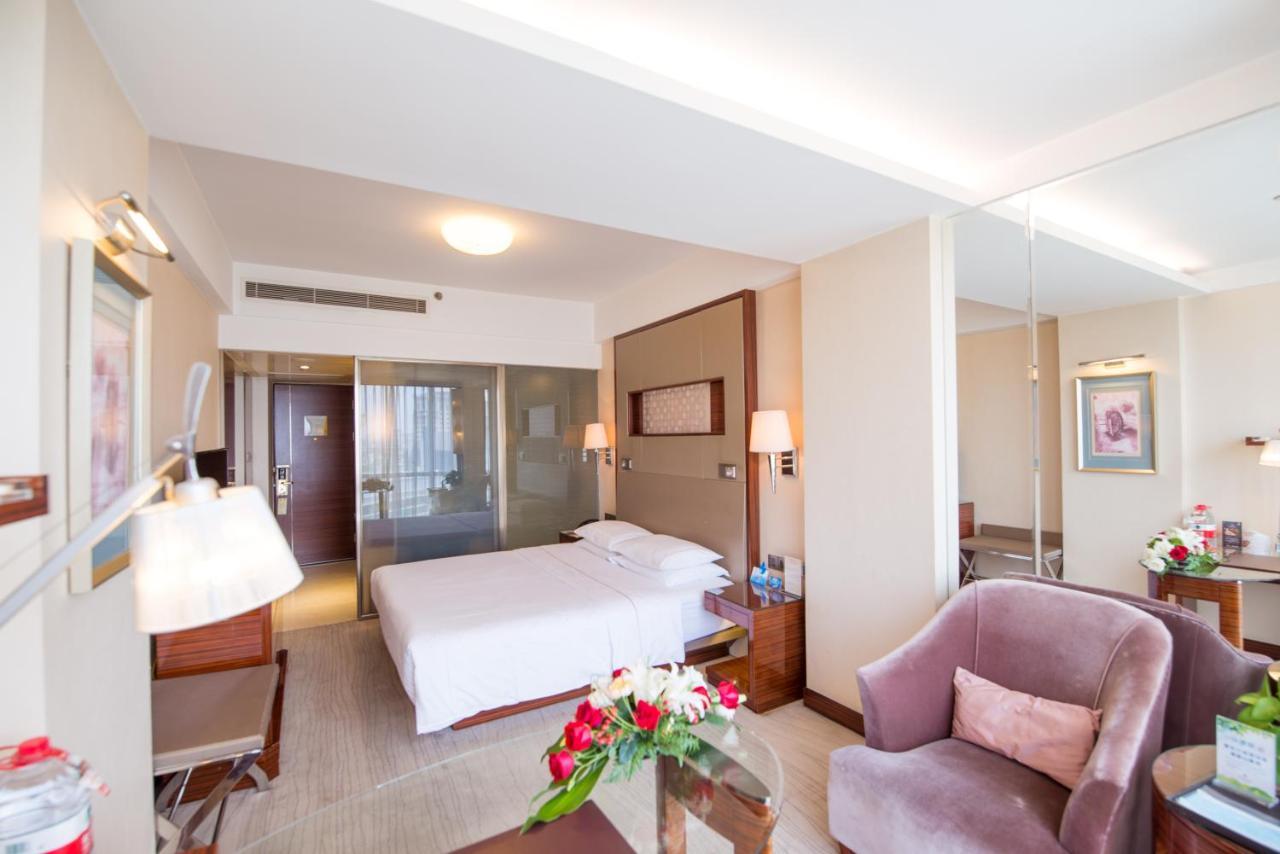 Jinan Silver Plaza Quancheng Hotel Екстер'єр фото