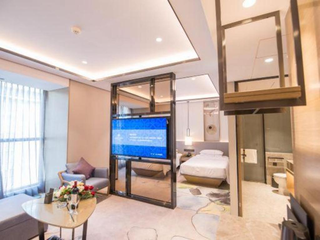 Jinan Silver Plaza Quancheng Hotel Екстер'єр фото
